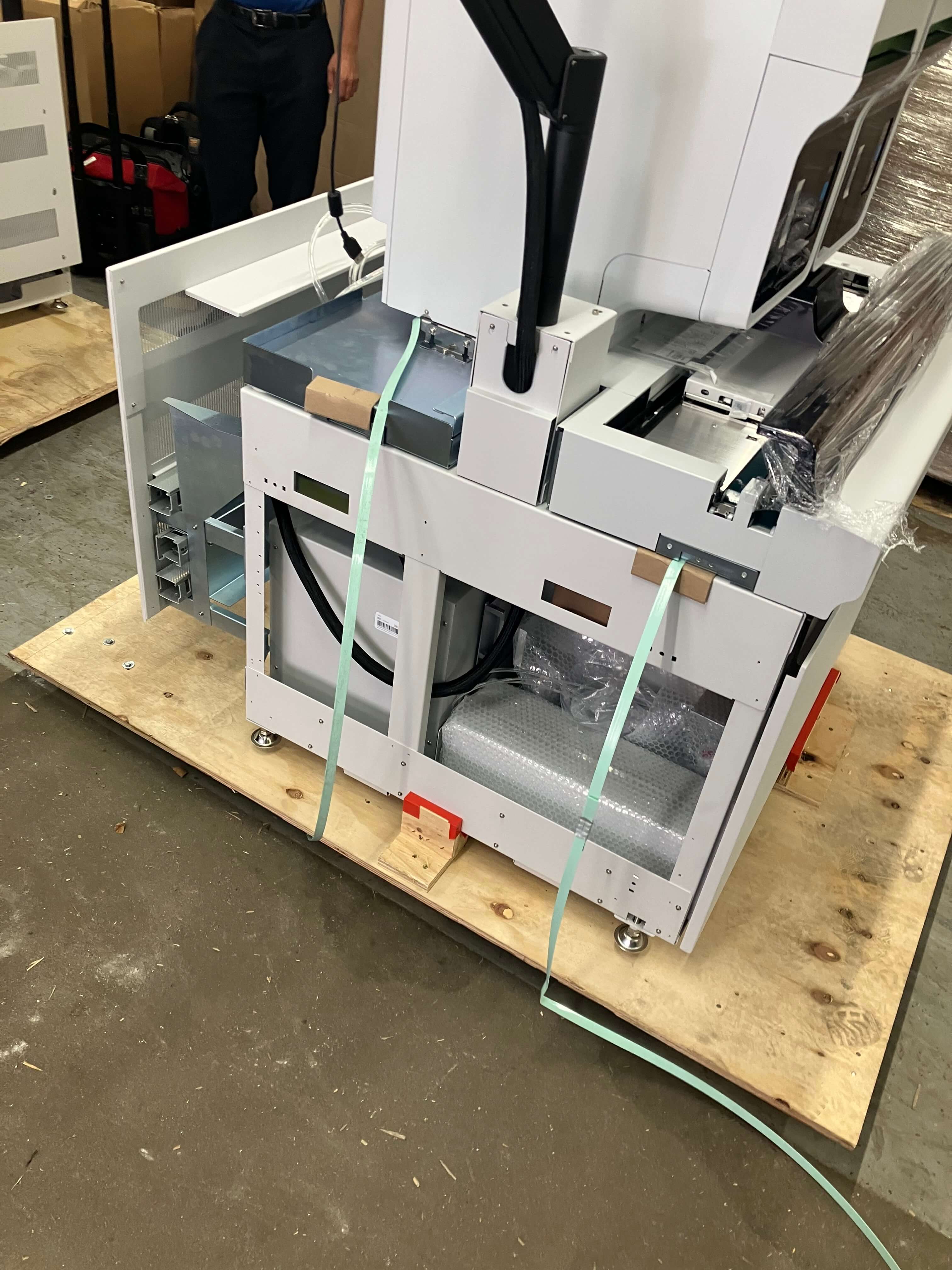 White glove medical equipment logistics and specialized transport