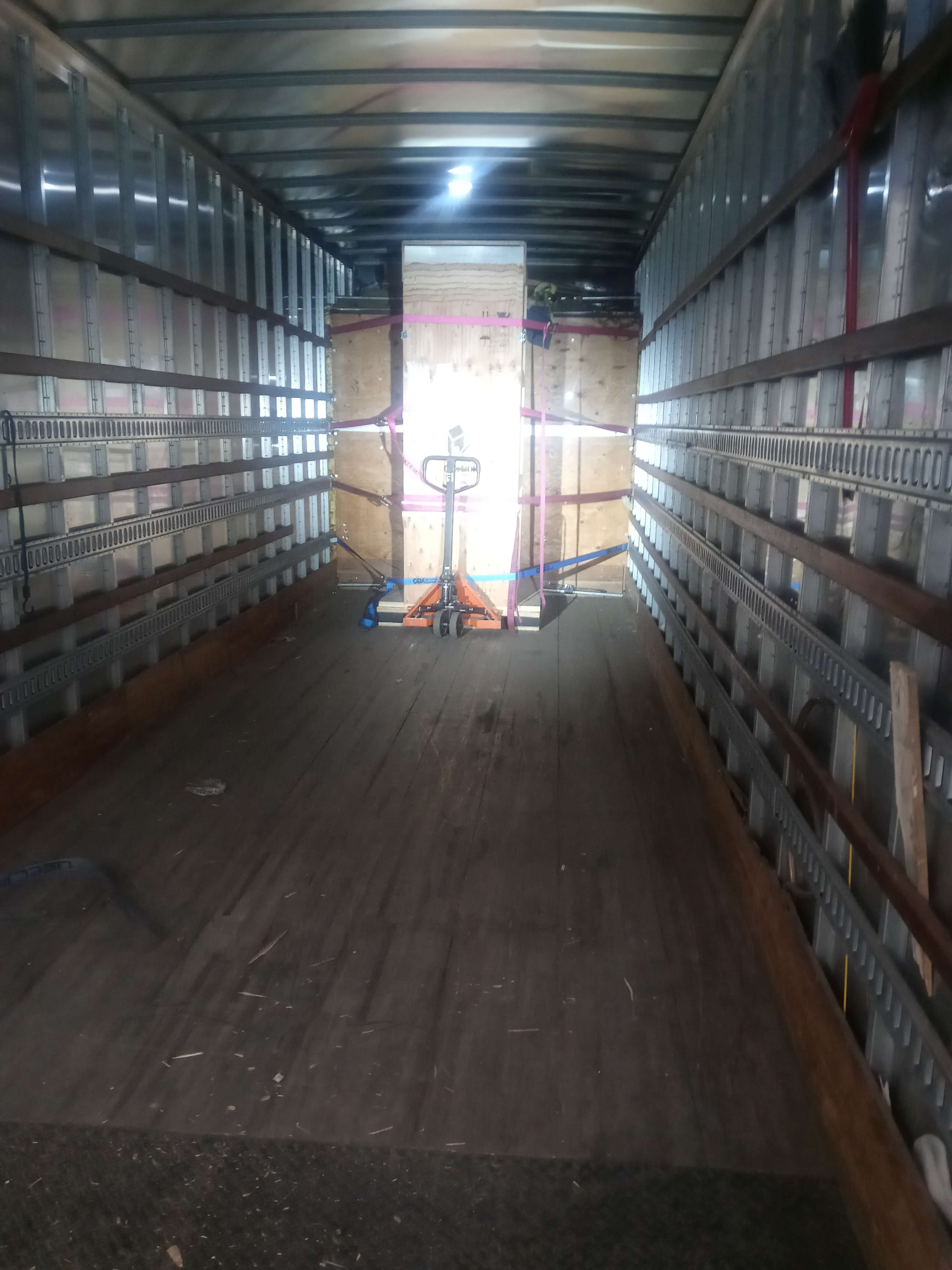 Professional server rack logistics handling in Maryland and New Jersey